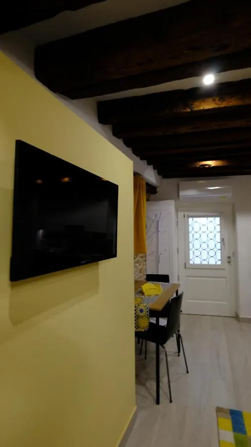 Ca' Nostra Apartment Venice 0*,  Italy