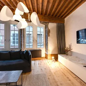 https://lappart-ideal-pour-un-sejour-en-plein-centre-ville.hotels-rhonealpes.com